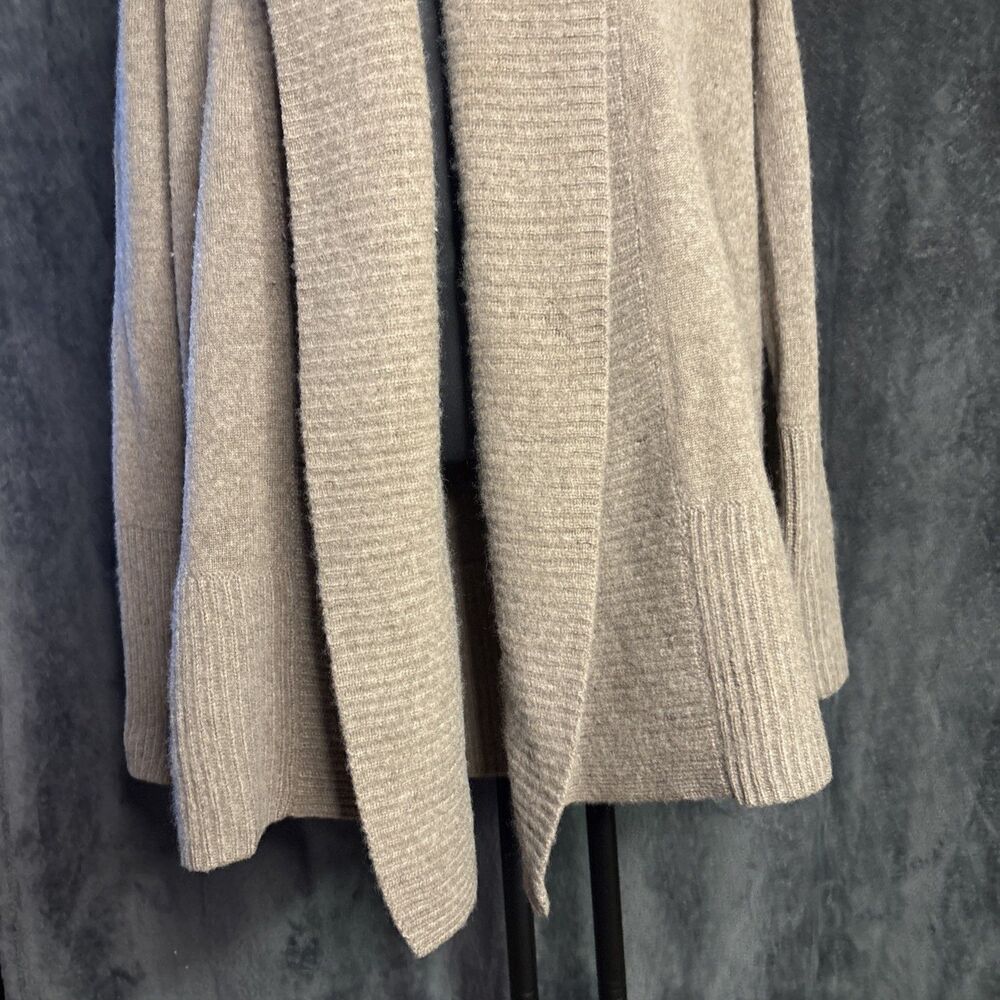 Saks Fifth Avenue Cashmere Sweater Sz S - Picture 4 of 12